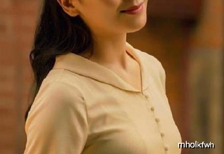 40 女人穿什么颜色显气质?刘涛敲黑板示范,时髦高级美到不行