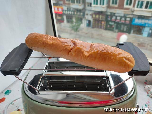 面包加热多少分钟 2a38edeac10e476e9f7b74ef6b684dcc.jpeg