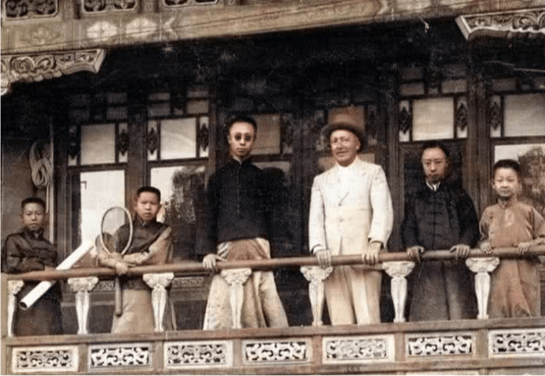 张作霖|张学良劝溥仪：你要好好做个平民，说不定将来能当大总统