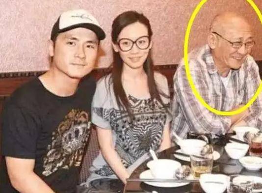 42岁港姐杨思琦露面，未婚产女生父成谜，现嫁圈