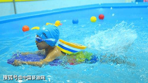 『婴儿』【干货】疫情期间带宝宝进行婴儿游泳的8个注意事项！