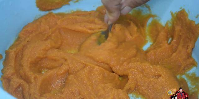 糯米糍粑怎么煮最好吃 21ca689b8a0747a6a8399e060293c350.jpeg