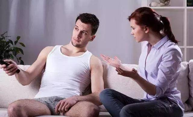 婚姻中,女人在这3件事上和男人较劲,往往会让婚姻陷入