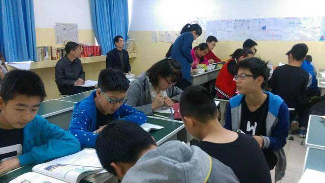『实话』主要看这两门学科的成绩班主任说了大实话：学生是否聪明