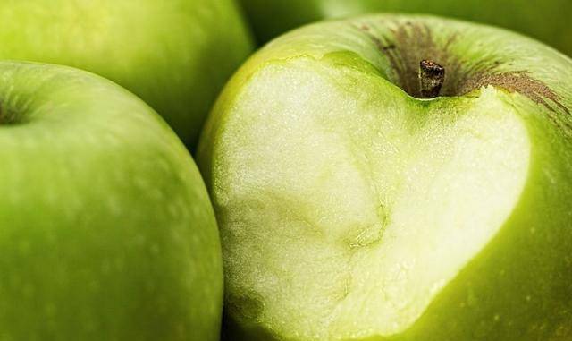 苹果加胡萝卜有什么作用与功效 2b1399e93ea0433eb014f8fb66fe9b5e.jpeg