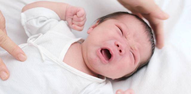 「父母」父母现在知道还不晚宝宝的睡眠质量不好？多半是这3个原因