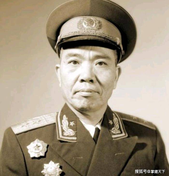 血战湘江的红34师,师长陈树湘断肠而死,手下三位团长结局如何?