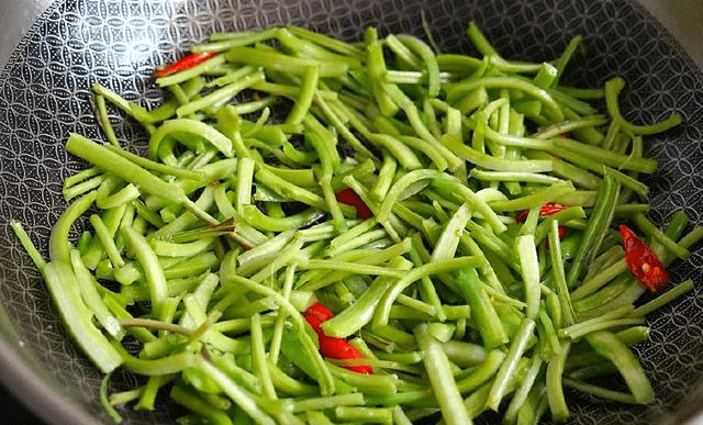炒什么菜用小米辣 ed06ef754a5c4cb894624556942bd29e.png