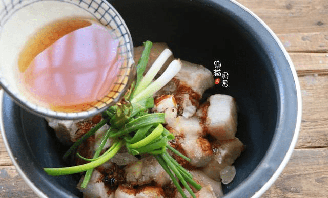 一碗菜猜成语_看图猜成语