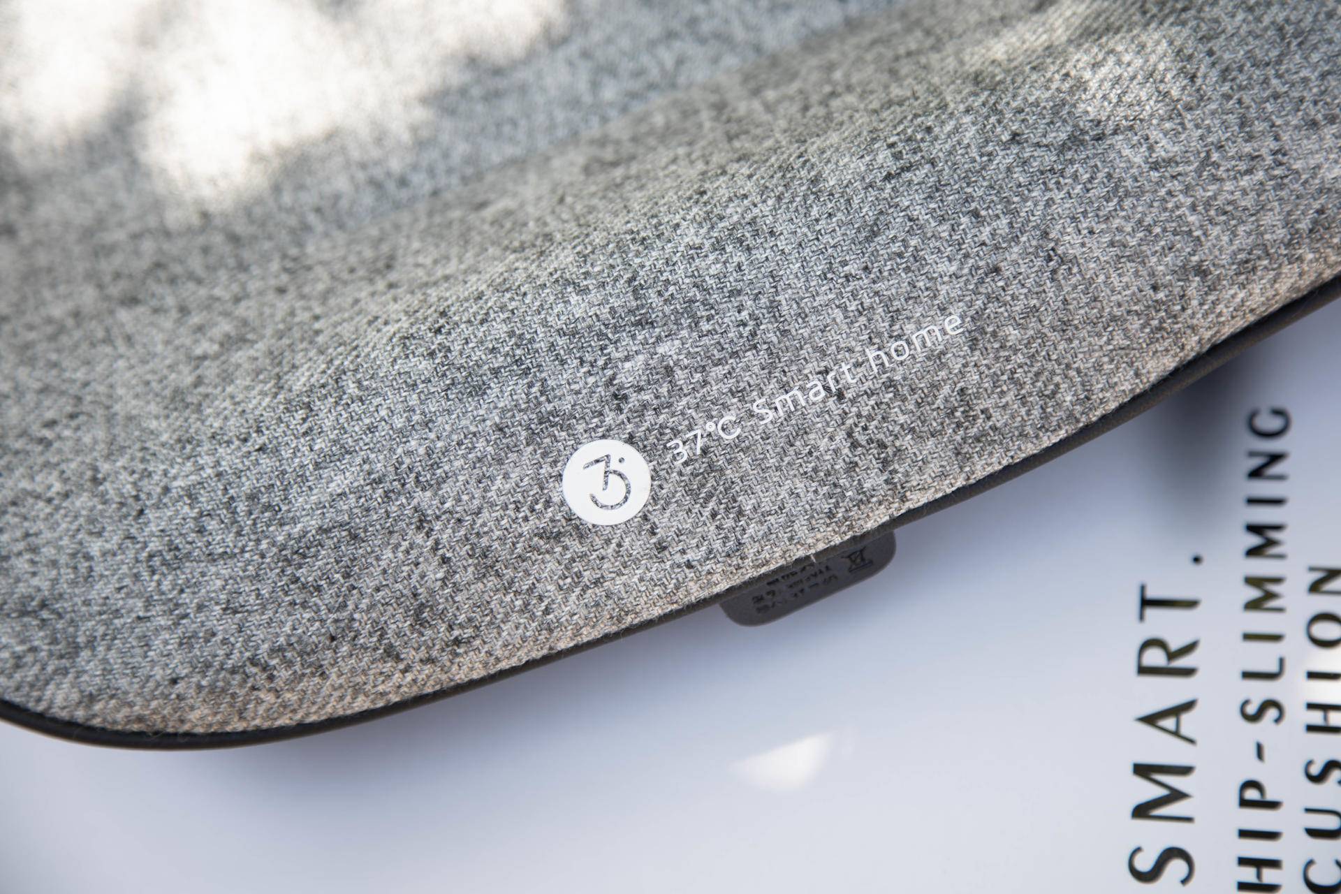 给臀部按个摩清扫一日疲惫37度塑形按摩坐垫