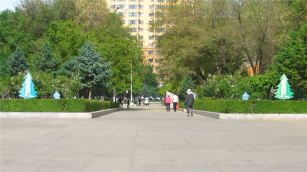 哈尔滨道外八区附近的一座公园长青公园
