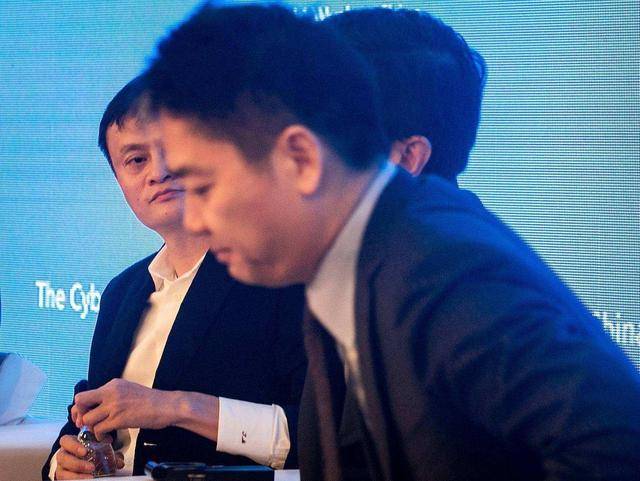 京东对决阿里：总收入1462亿对1143亿，市值5200亿