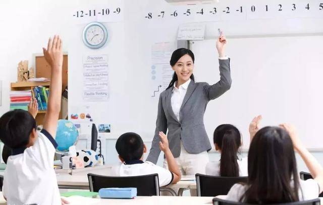最喜欢被老师点名回答问题的同学是什么表现?不想回答问题来看看吧! 最喜欢被老师点名回答问题的同学是什么表现?不想回答问题来看看吧!