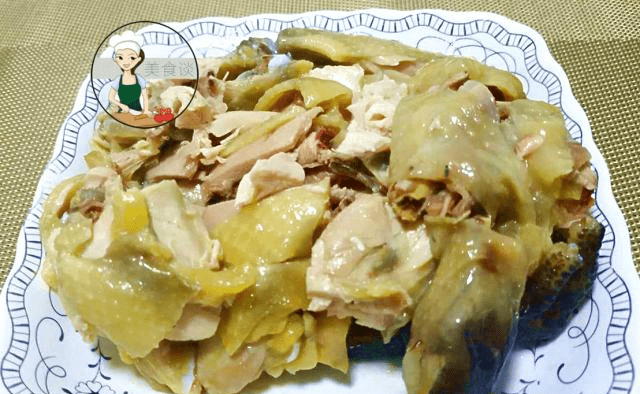 鸡腿菇怎么切蒸的最好 3dcaecbfd756491d91279e439a17b33e.png