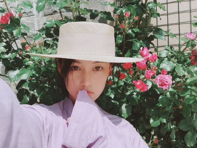 女生怎么变得接地气 8bccba34dbad40888d4eb3d2a66b9410.jpeg