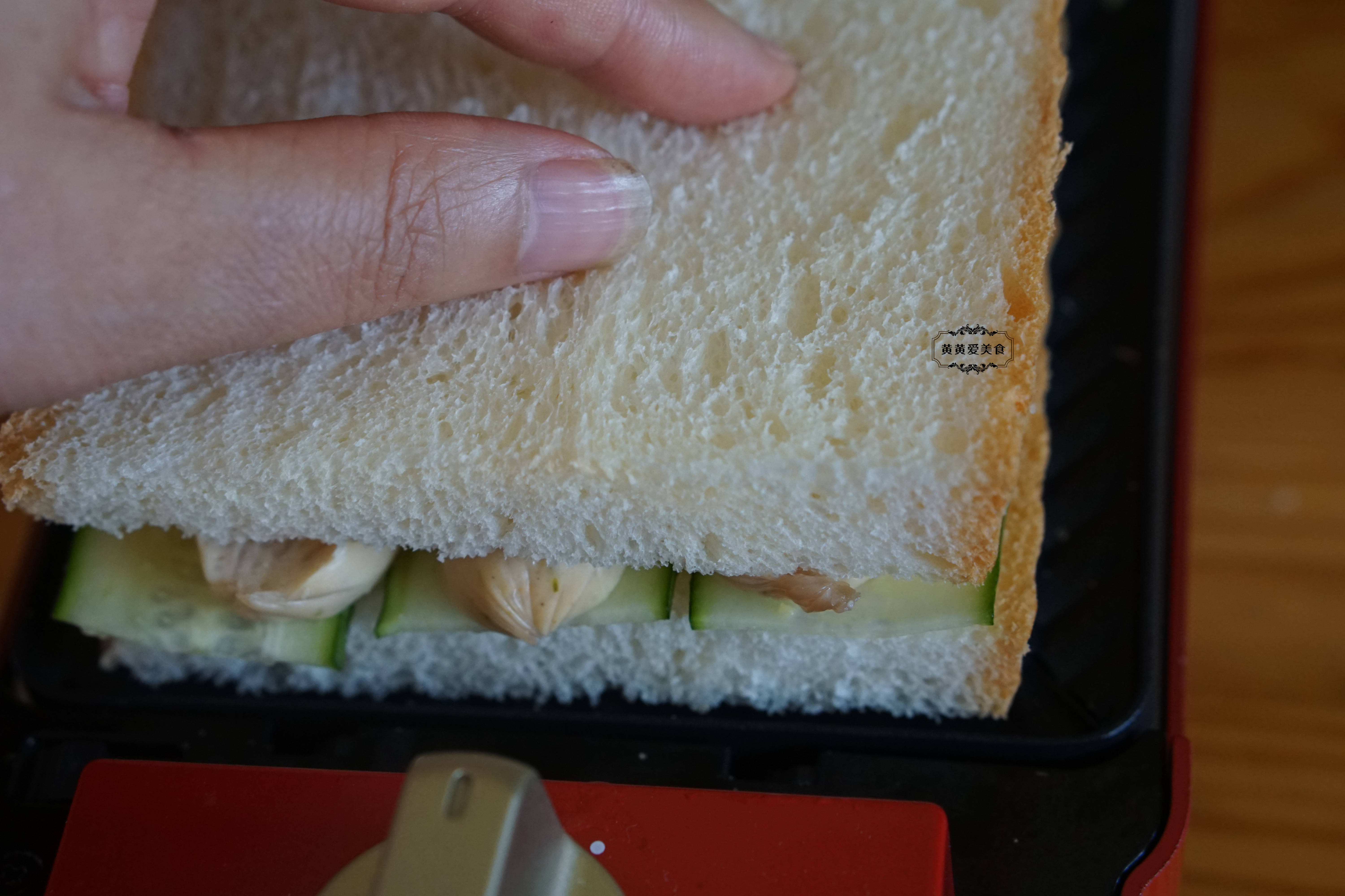 【菠萝酱的早餐】三明治的一百种做法·1 - 哔哩哔哩