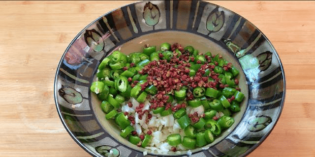 十三香调料适合做什么 89f11af1b94f495e9401b5e1a2b4a5eb.png