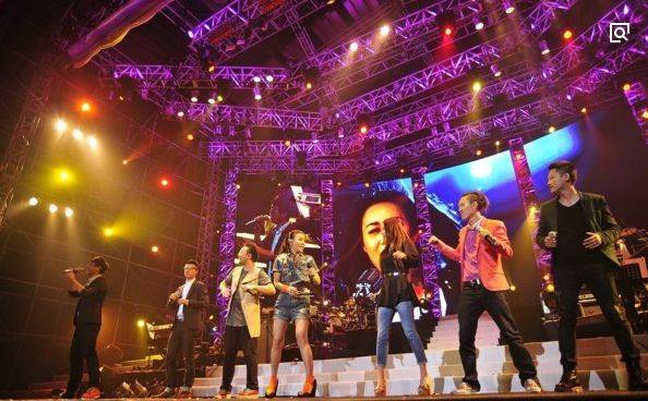 怎么样才能上台表演 096e4d02c31749829f49501c4bb0160b.jpeg