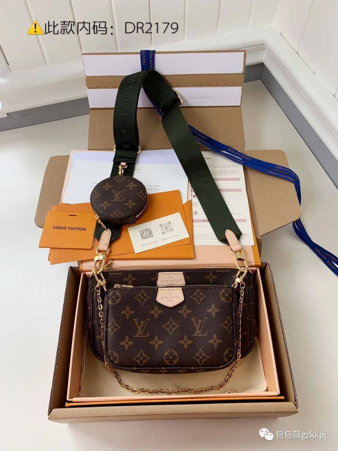 【最强解析】lv pochette三合一麻将包m44813 拥有31种背法 想不火都