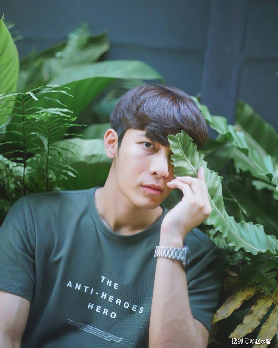 最好看的男头像排名 3790fd111b5143168f4acd60f70f3806.jpeg