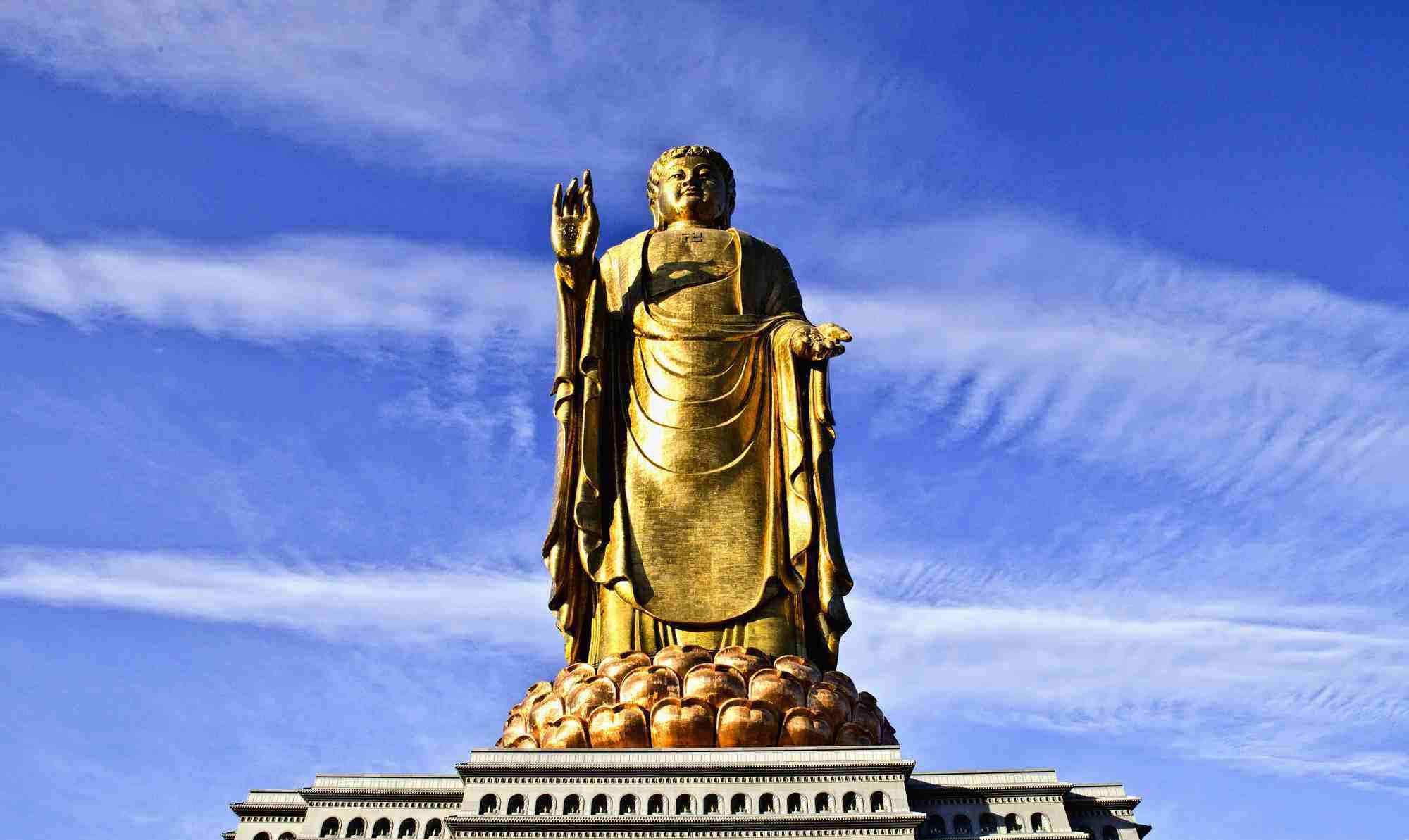 世界最高的大佛,号称天下第一佛,如今游客却稀少,网友