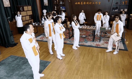 关晓彤▲婚纱装扮也比baby丑,《奔跑吧》关晓彤被排挤?与baby全程无互动
