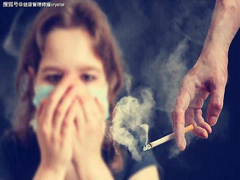 辟谣:家长在室外吸烟,不会影响孩子健康?3种情况容易忽视