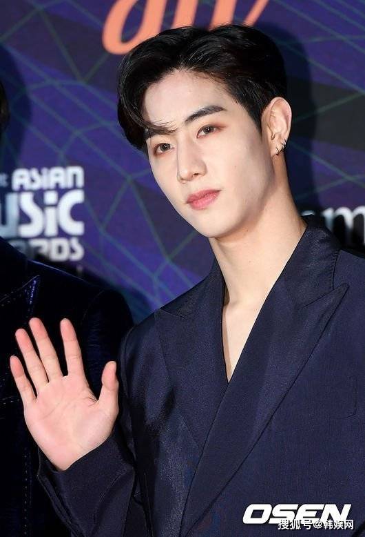 GOT7 Mark 段宜恩，为“乔治悼念基金会”捐款 86