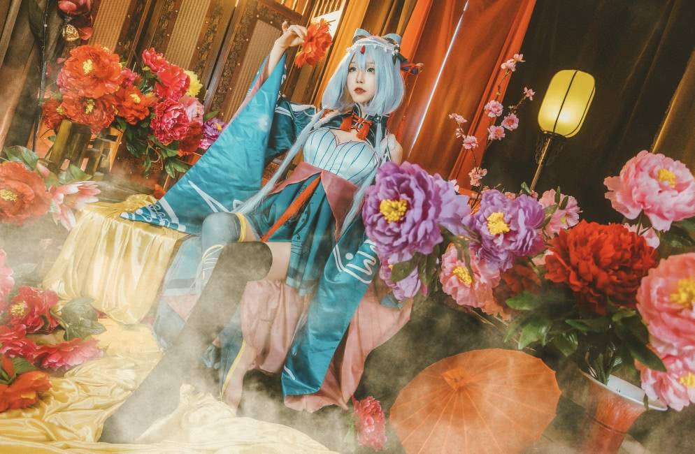 cosplay洛天依水淼aqua