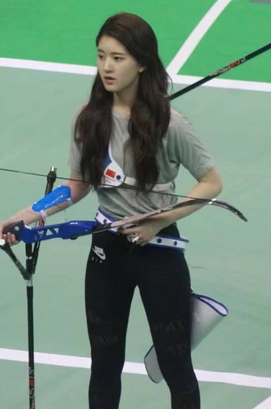 时尚美娇娘