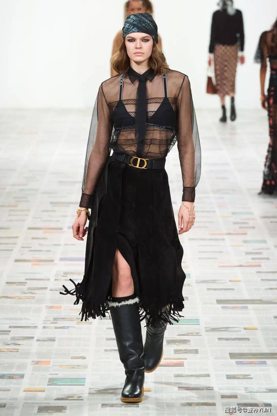 5c276d5fd90b4bd393bd1b345d1160e7.jpeg