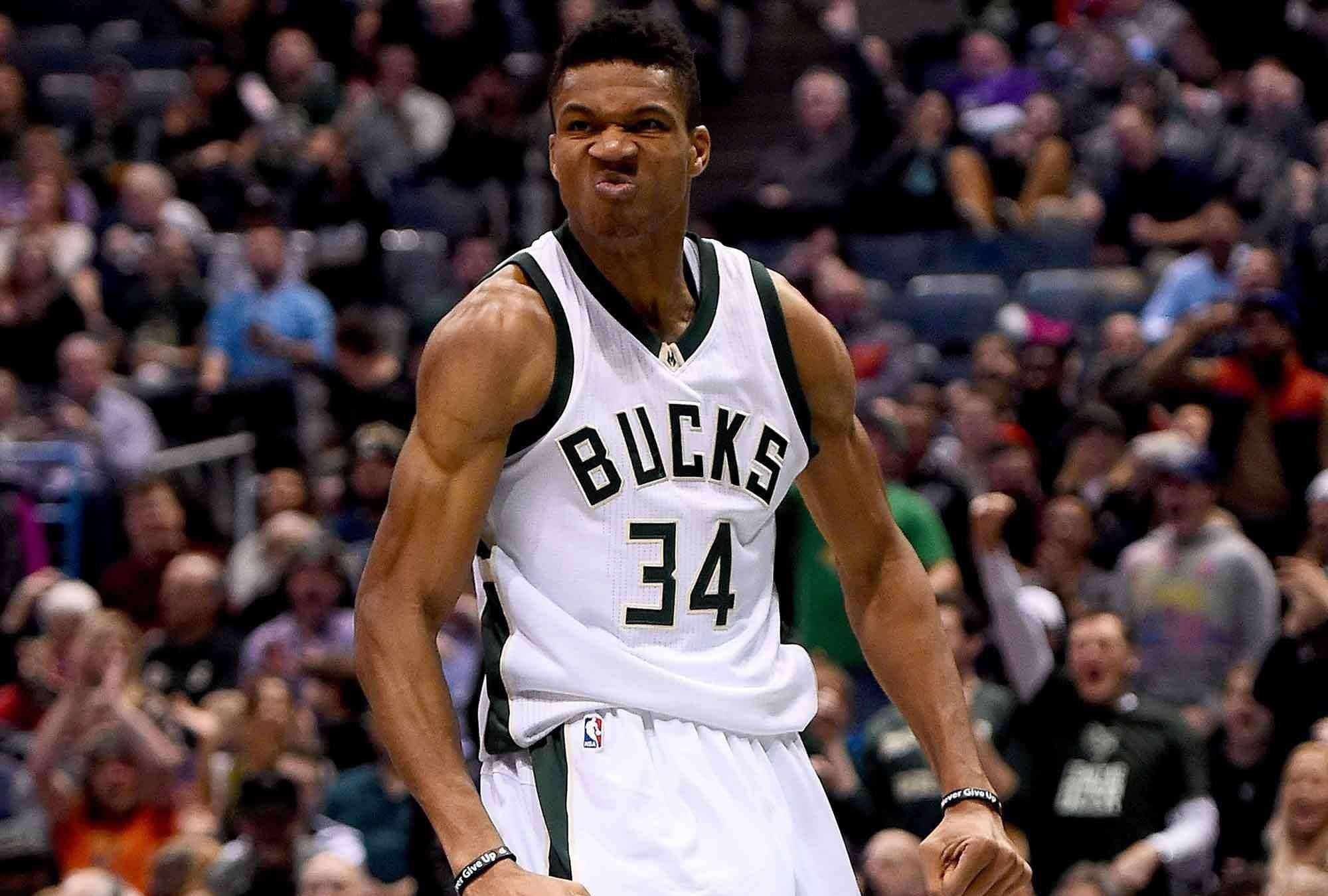 字母哥包揽mvp,dpoy,路威蝉联最佳第