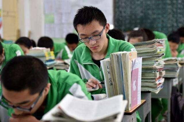 高考不足一个月，成绩已定型？还有这些隐藏加分，你能拿多少？裕达国贸写字楼