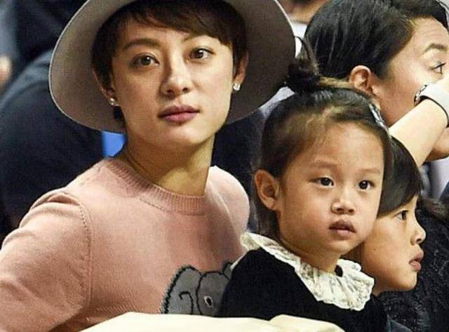 邓超|结果败在了哄娃睡觉，发生了什么事邓超自信能带好孩子