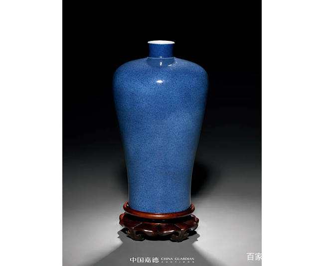 清康熙洒蓝釉梅瓶高 h 21.4带座rmb:50,000-80,000