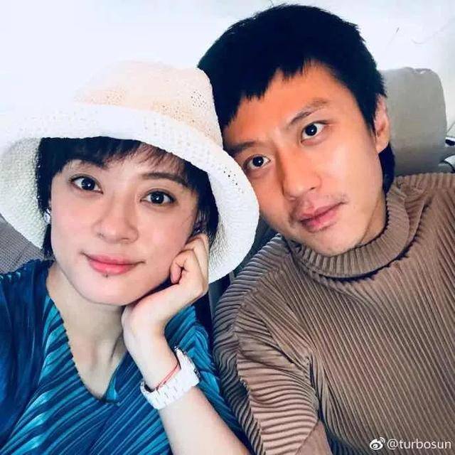12岁被父亲抛弃，母亲做保洁养活她，孙俪如何将一手烂牌打成王炸