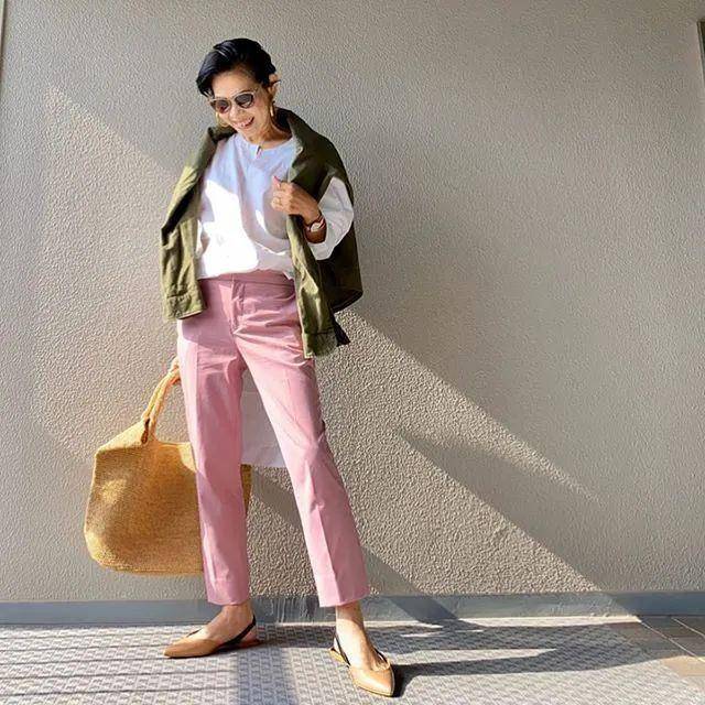 50-60岁冬季半身裙搭配 1845fff919e04708a228017085c8fc18.jpeg