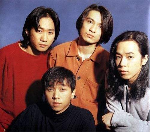 黄家驹58岁冥诞 黄贯中叶世荣发文缅怀：生日快