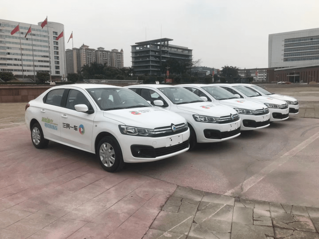 绿色驾培行业新能源汽车转型与应用