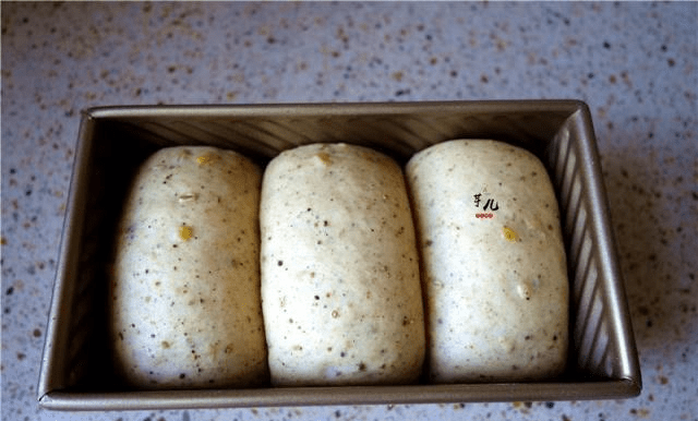 在家怎么做面包包子馒头 ed1baaa84c784f418fe9e01b8487f252.png