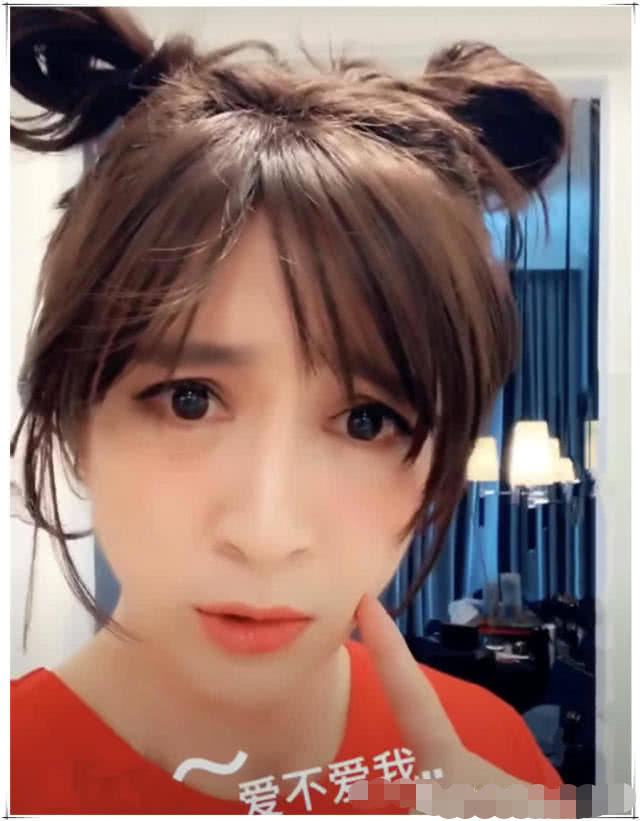 惊艳的女装视频 f7cadcb8b00049bab0fc707630906cc3.jpeg