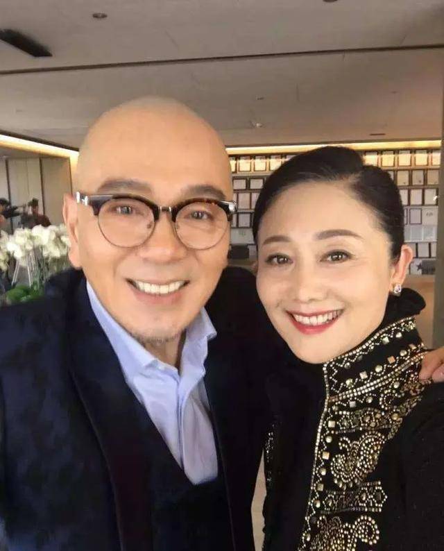 "令妃娘娘"赵丽娟,低调与圈内丈夫结婚,如今一家三口幸福美满