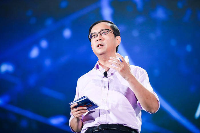 原创企业如何制定经营战略？张勇、周鸿祎来给你支支招