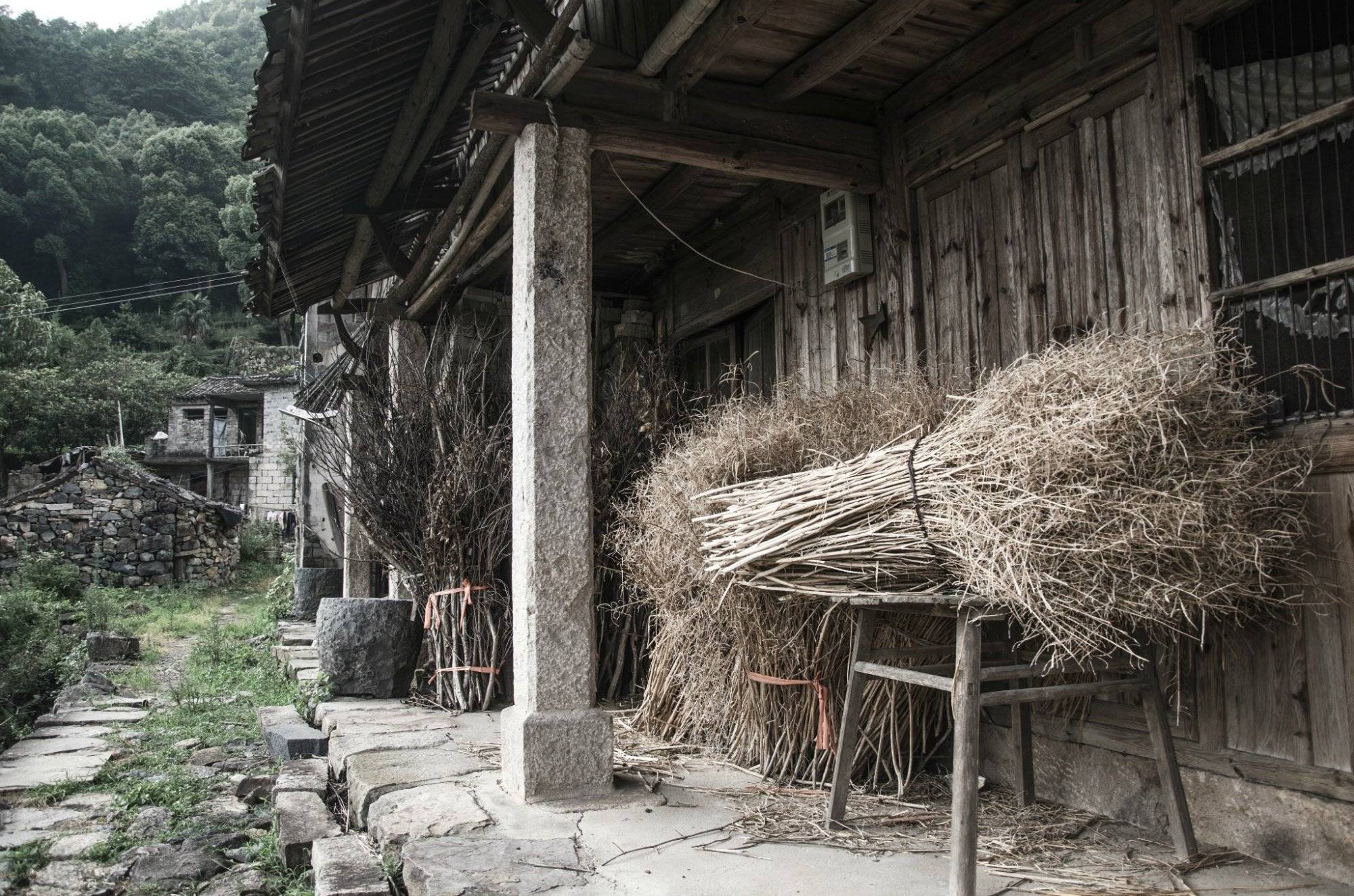 原创浙江被遗忘的古村落，藏在深山老林中，景色美如“世外桃源”
