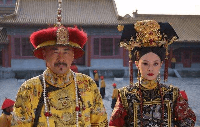 清朝皇帝的多重身份 bf7bb87a510a4bc096538071827eb266.png
