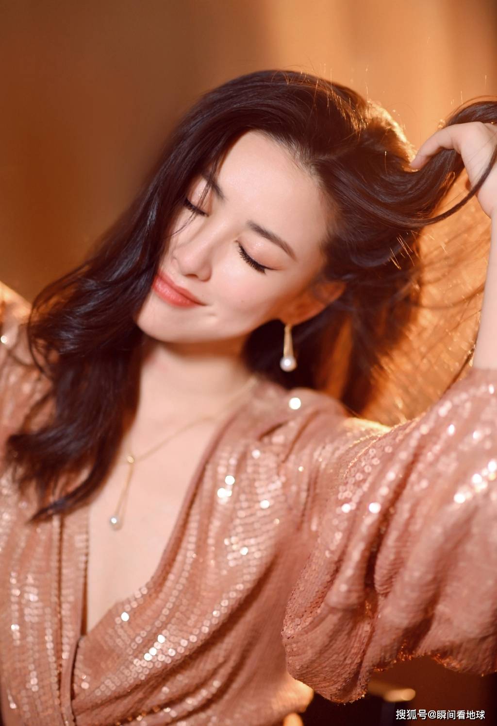 "栗娜"朱珠 不愧是第一美女 真的很养眼