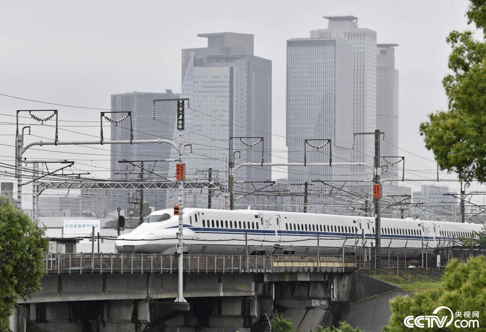 日本新干线子弹头列车n700s将于7月1日亮相