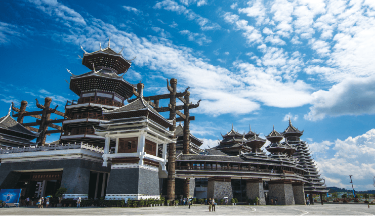 多彩贵州文化展示中心多彩贵州城包含"多彩民族风,贵州旅游母港,贵阳