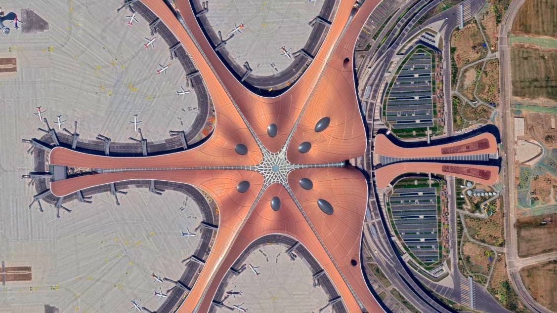 卫星航拍北京大兴国际机场另类视角看五指廊造型惊世之作