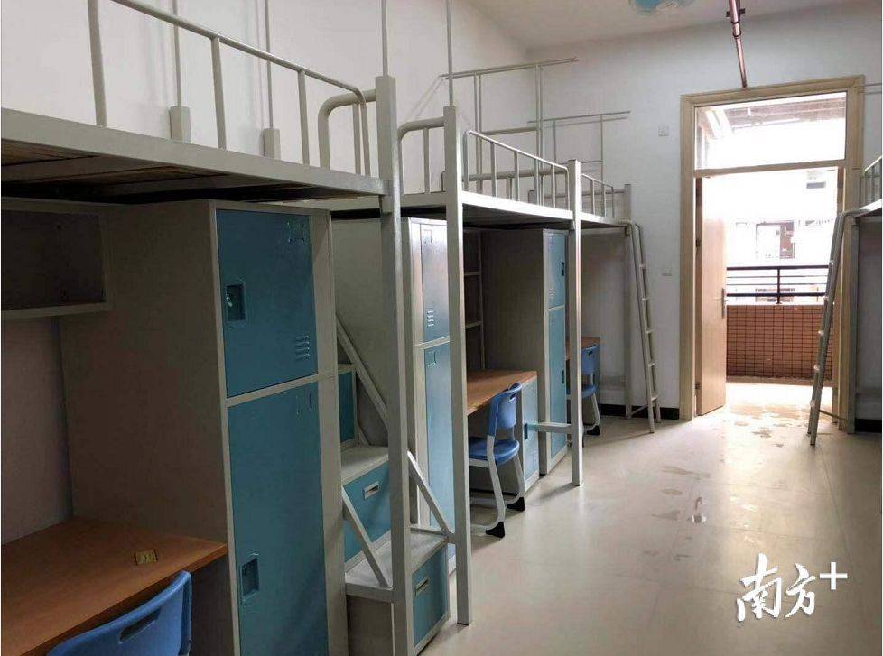 59广东财贸职业学院学校宿舍有竹苑,兰苑,榕苑,梅苑.
